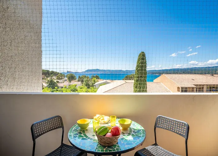 아파트 Les Aigues Marines-58 By Interhome